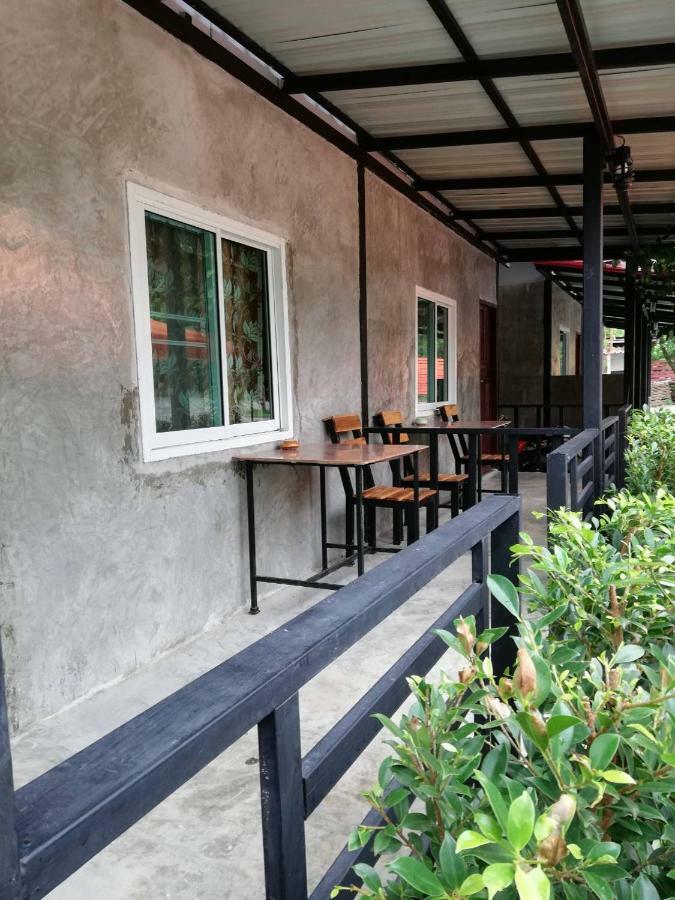 Banrimkhao Pakchong Vila Exterior foto